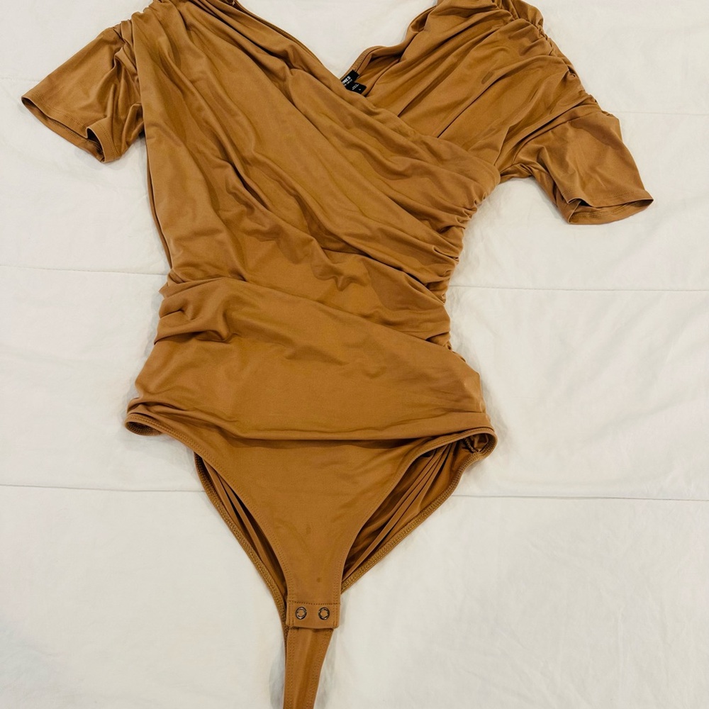 Express Stylish Tan Body Contour Bodysuit Size Large